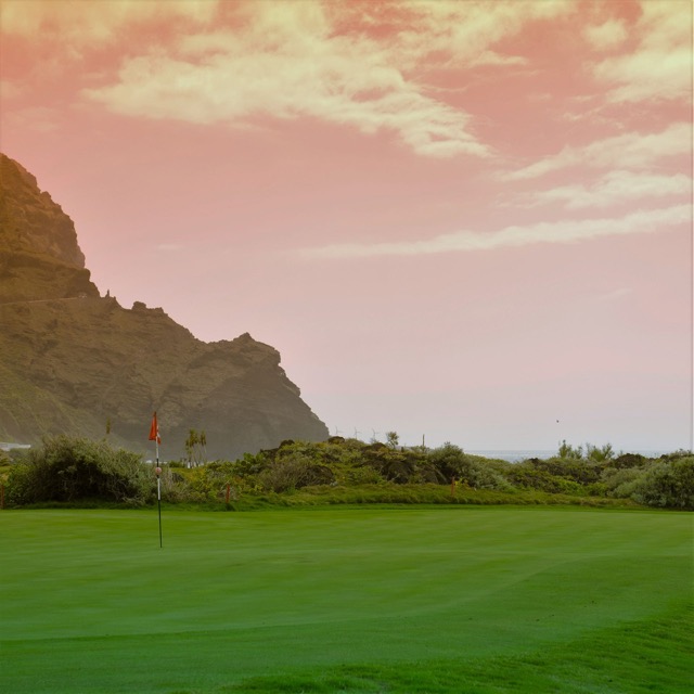 Golfplatz auf der Kanaren-Insel Teneriffa.